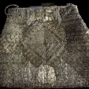 GORGEOUS VINTAGE HANDBAG